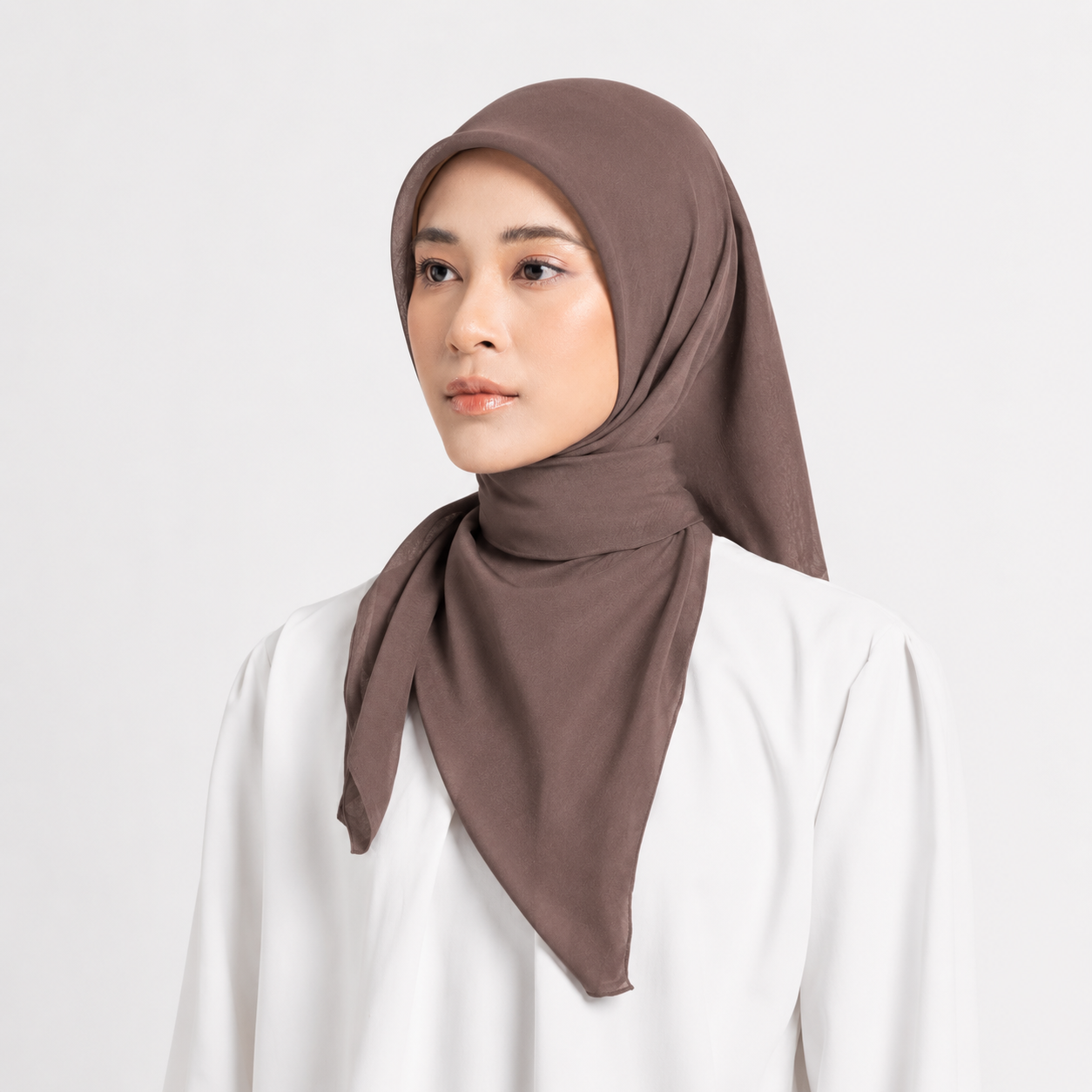 Nura Hijab 1