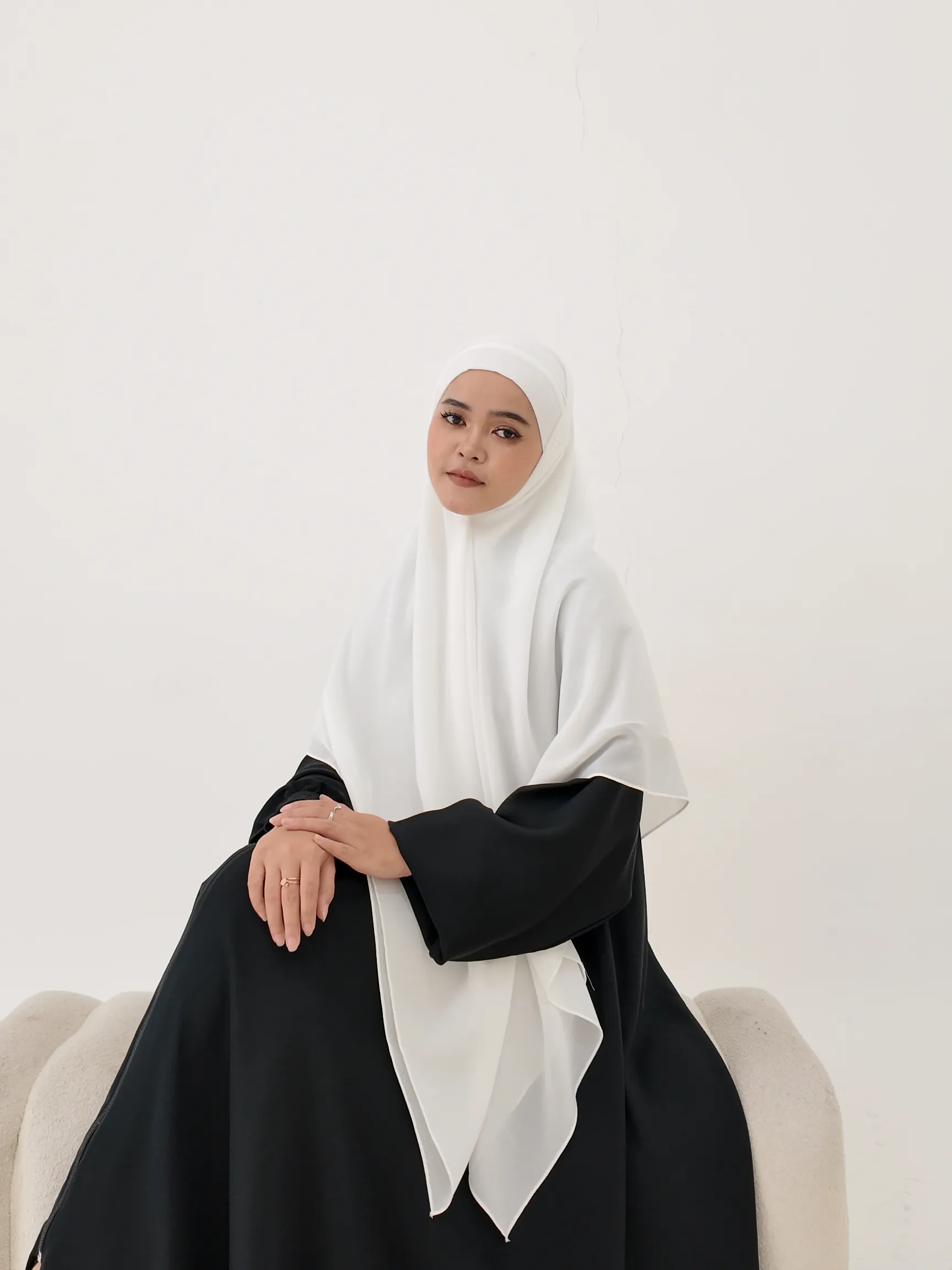 Zahira Khimar